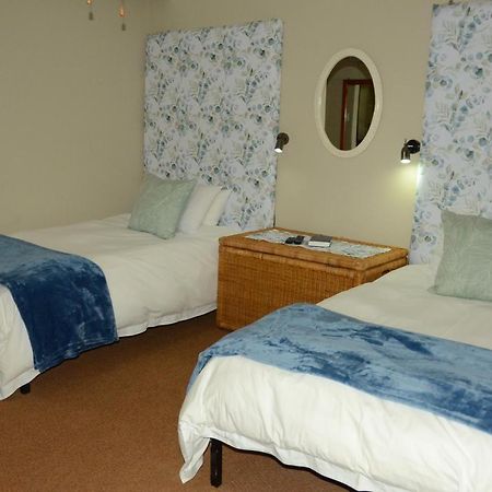Big Tree Midrand Hotel ภายนอก รูปภาพ