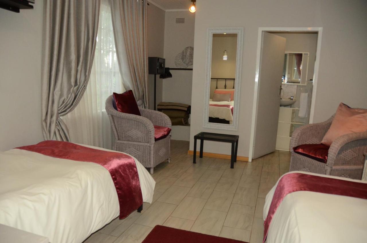 Big Tree Midrand Hotel ภายนอก รูปภาพ
