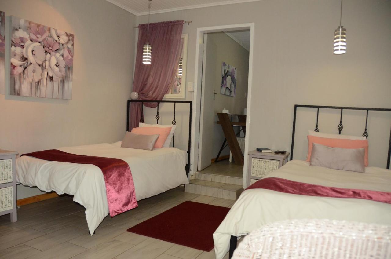 Big Tree Midrand Hotel ภายนอก รูปภาพ